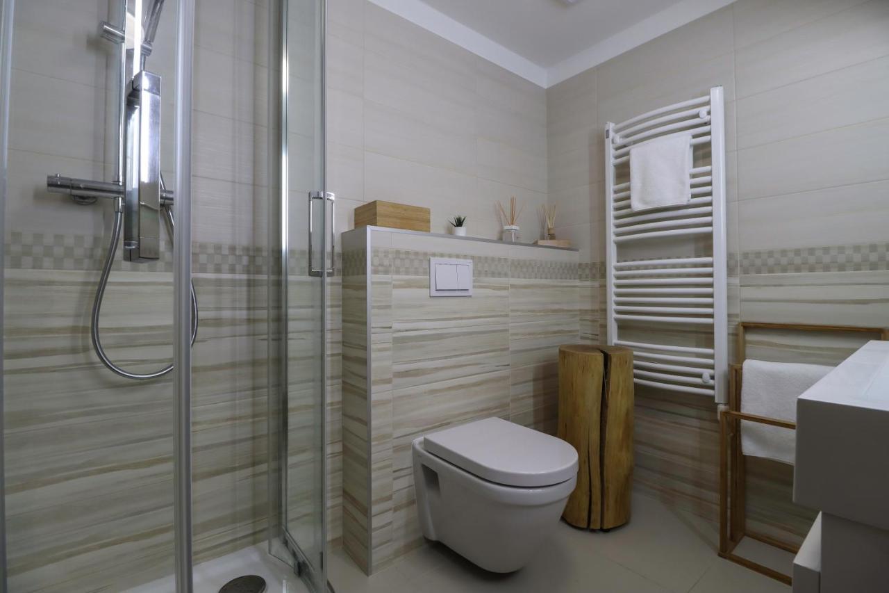 Woodhome - Luxury Mountain Apartment Horni Mala Upa Ngoại thất bức ảnh