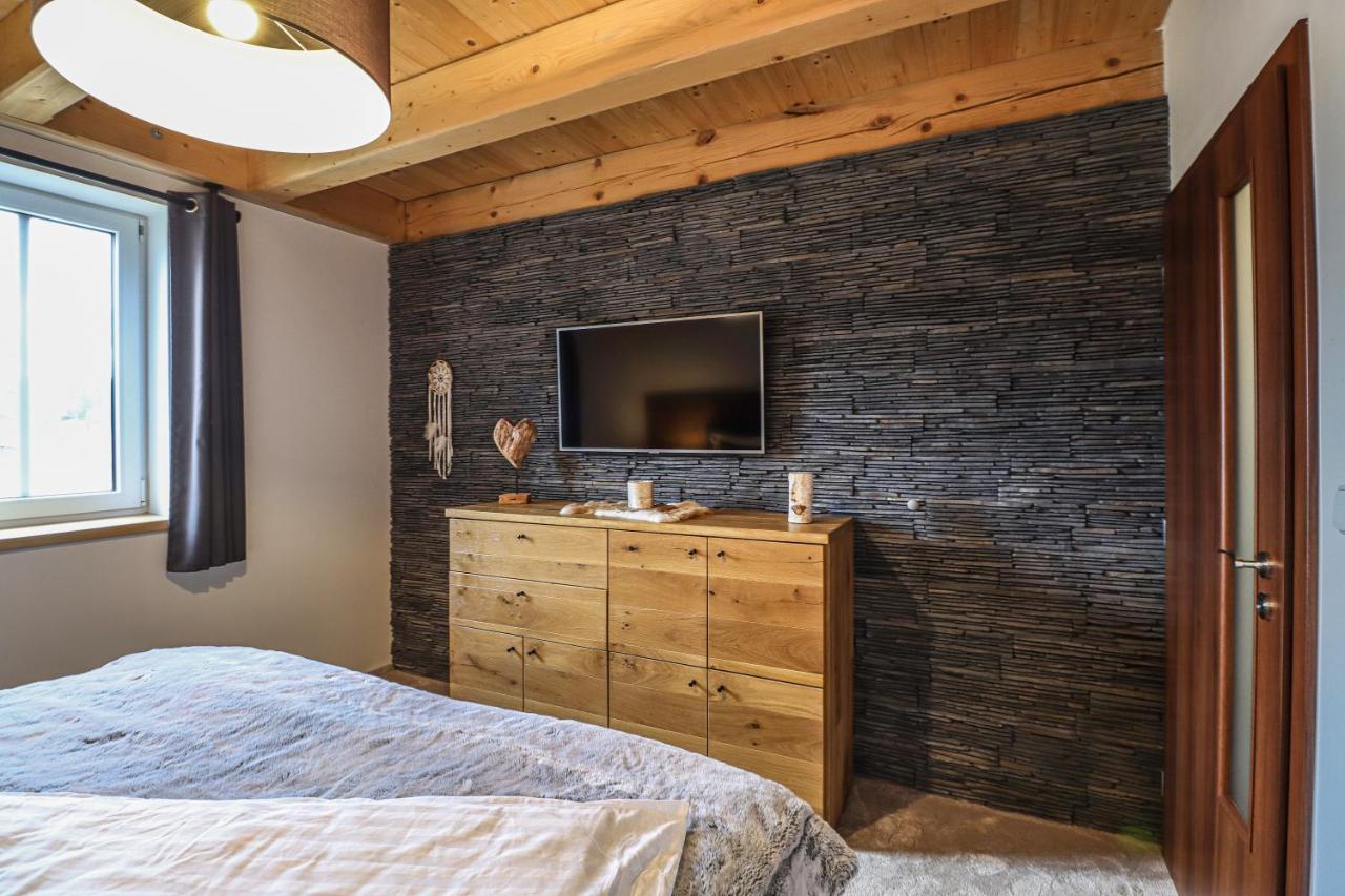Woodhome - Luxury Mountain Apartment Horni Mala Upa Ngoại thất bức ảnh